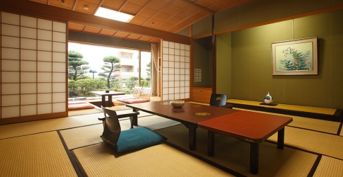 大月ホテル和風館